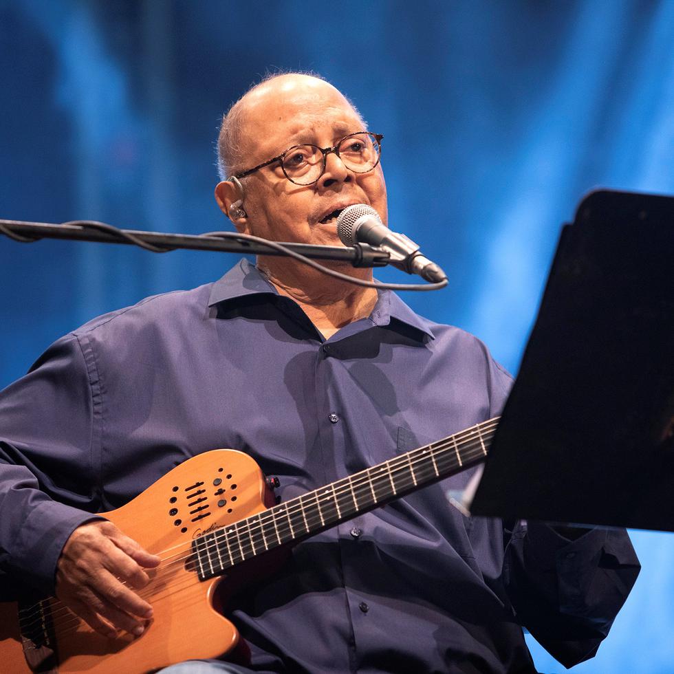 El cantautor cubano Pablo Milanés se destacó por sus canciones de amor en combinación con la Nueva Trova cubana.