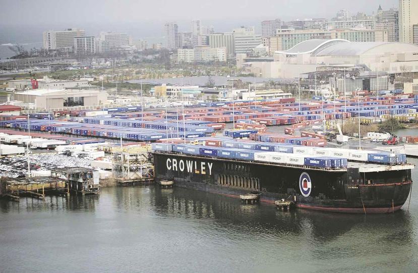 Con todo y el avance que ha tenido la Autoridad de los Puertos, los contenedores en los muelles siguen casi en su máxima capacidad, puesto que se están recibiendo barcos adicionales con carga asociada con ayuda. (Archivo / GFR Media)