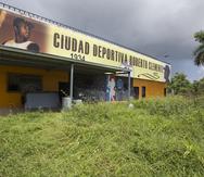 El deterioro de las estructuras de Ciudad Deportiva Roberto Clemente es notable.