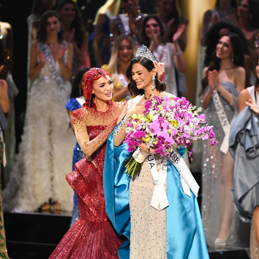Miss Nicaragua, Sheynnis Palacios, fue coronada por la estadounidense R' Bonney Gabriel en la edición 72 del certamen Miss Universe.