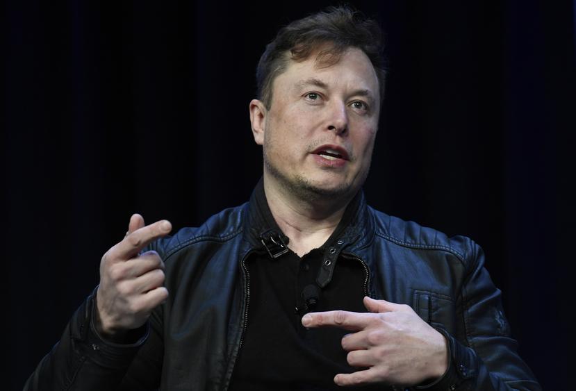 Elon Musk ha sugerido, además, que los periodistas lleguen a tratos directos con su red para publicar contenidos, aparentemente a espaldas o en paralelo a sus propias empresas.