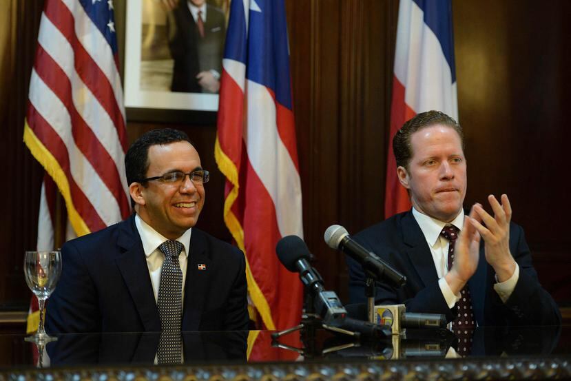 El ministro de relaciones exteriores de República Dominicana, Andrés Navarro, y el secretario de Estado de Puerto Rico, David Bernier.