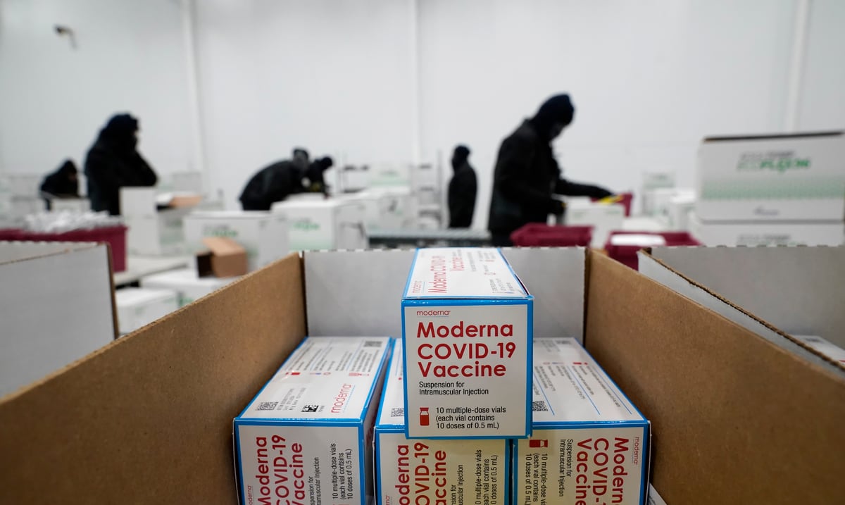 The first 47,500 vaccines from Moderna arrive in Puerto Rico