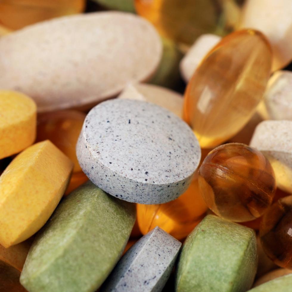 La FDA aconseja a los consumidores a no utilizar suplementos que se venden como tratamiento para la diabetes debido a que pueden contener ingredientes nocivos para la salud o no contener ningún ingrediente activo.(Shutterstock)