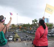 La Utier, junto a otros sindicatos y activistas, realizaron varias caravanas en distintos puntos de la isla.