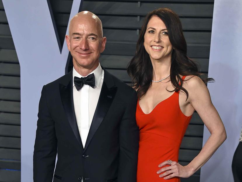 Jeff Bezos y MacKenzie Bezos  en marzo de 2018. (AP)