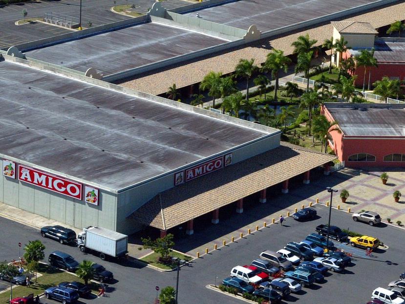 Las negociaciones para la compra de Supermercados Amigo por parte de la cadena Pueblo Supermarket comenzaron antes del paso del huracán María en 2017, y una de las condiciones para la concretar la transacción era que el comprador retuviera la fuerza laboral.