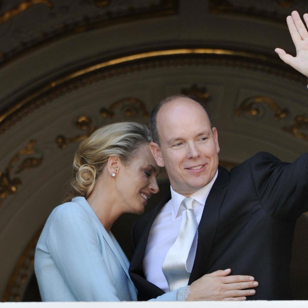 El príncipe Albert II de Mónaco y Charlene Wittstock celebraron su boda el 1 y 2 de julio de 2011 en el palacio Grimaldi de Mónaco.