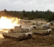 Vista de tanques Abrams de EE.UU., en una fotografía de archivo. EFE/Valda Kalnina
