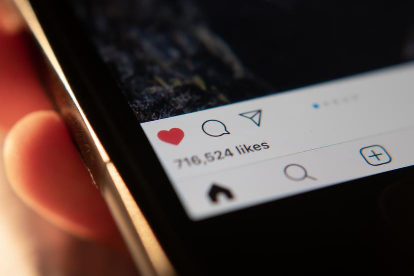 Aplicación de Instagram que muestra la cantidad de likes en una foto.