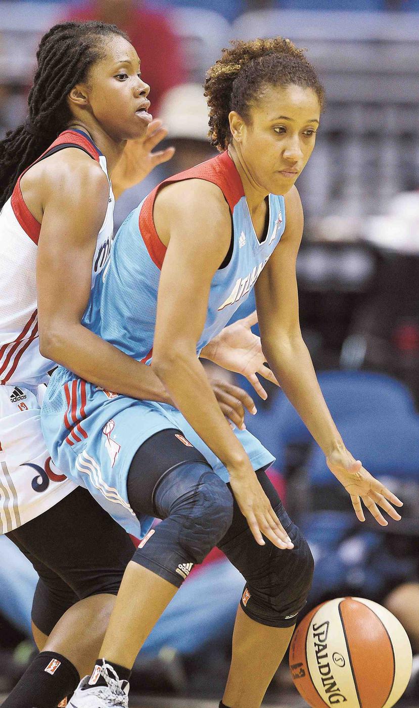 Carla Cortijo, que participa en su segunda temporada en la WNBA con el quinteto de Atlanta, jugó el miércoles por espacio de 15 minutos. (AP /Nick Wass)