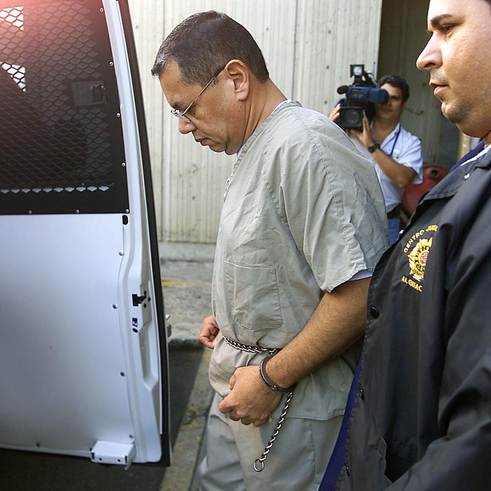 Víctos Fajardo durante una comparecencia en el Tribunal de San Juan en el año 2003.