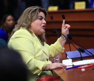Vista de Jenniffer González ante la Comisión Anticorrupción e Integridad Pública de la Cámara de Representantes.