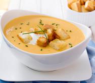 Sopa de calabaza, un plato ideal para los días frescos, pero también un buen alimento todo el año para nuestros mayores.