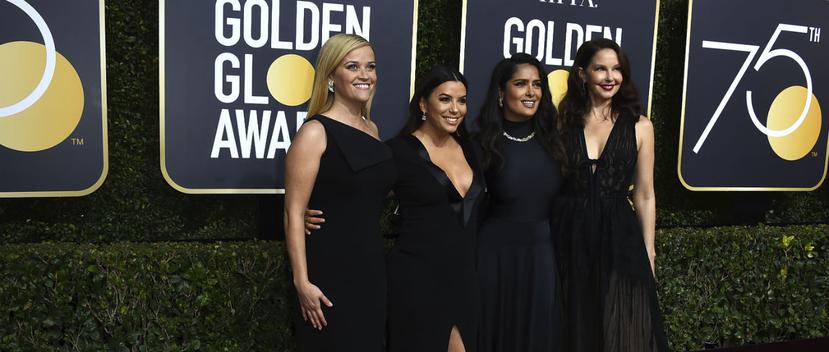 Las actrices Reese Witherspoon, Eva Longoria, Salma Hayek y Ashley Judd apoyaron desde el principio el movimiento Time's Up. (Photo by Jordan Strauss/Invision/AP)