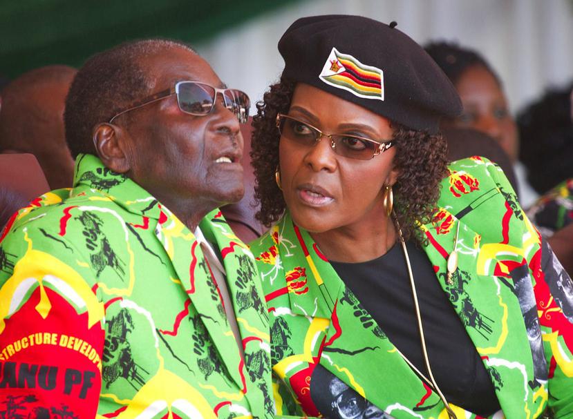 Robert Mugabe y su esposa Grace (AP).