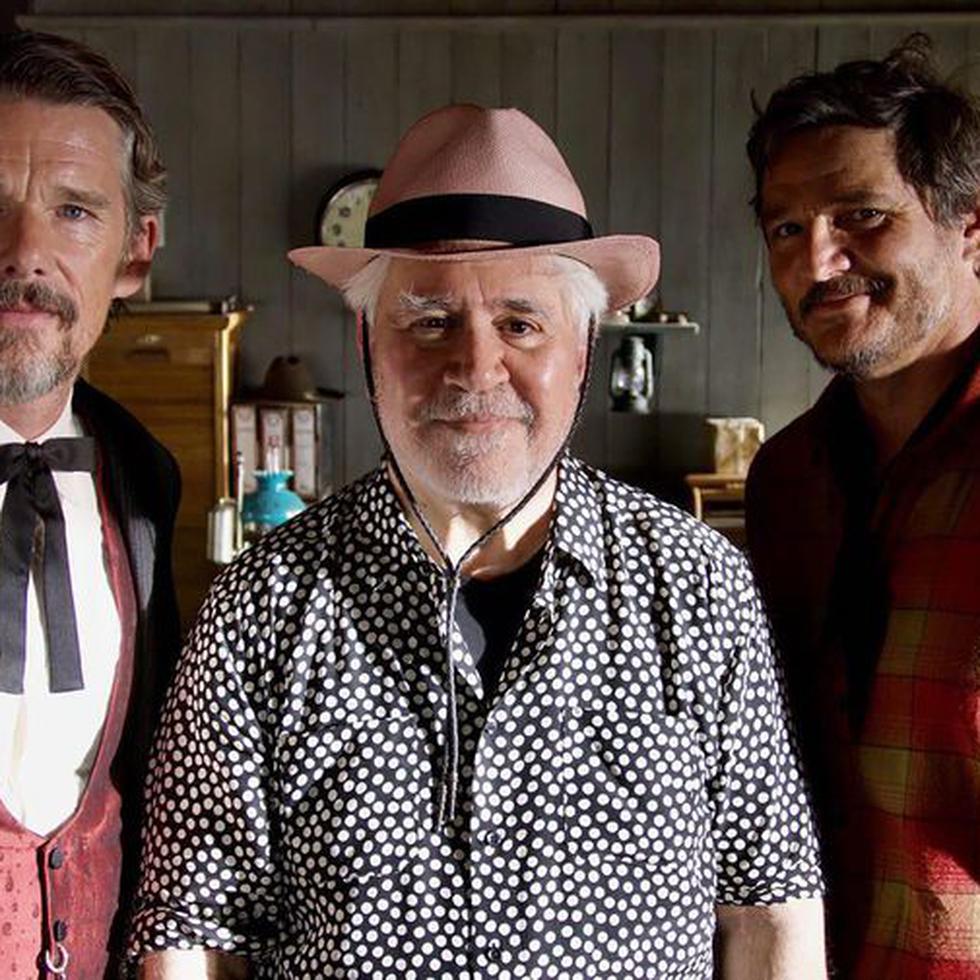 Pedro Almodóvar filma con Pedro Pascal y Ethan Hawke "Extraña forma de vida".