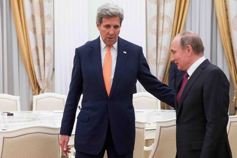 El presidente ruso, Vladímir Putin, recibió hoy al secretario de Estado norteamericano, John Kerry. (AP)