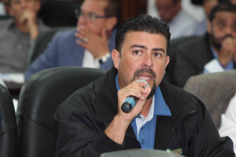 El alcalde Ernesto Irizarry Salvá tronó contra el gobierno central porque no se les incluyó en los proyectos recientes de restauración. (Suministrada)
