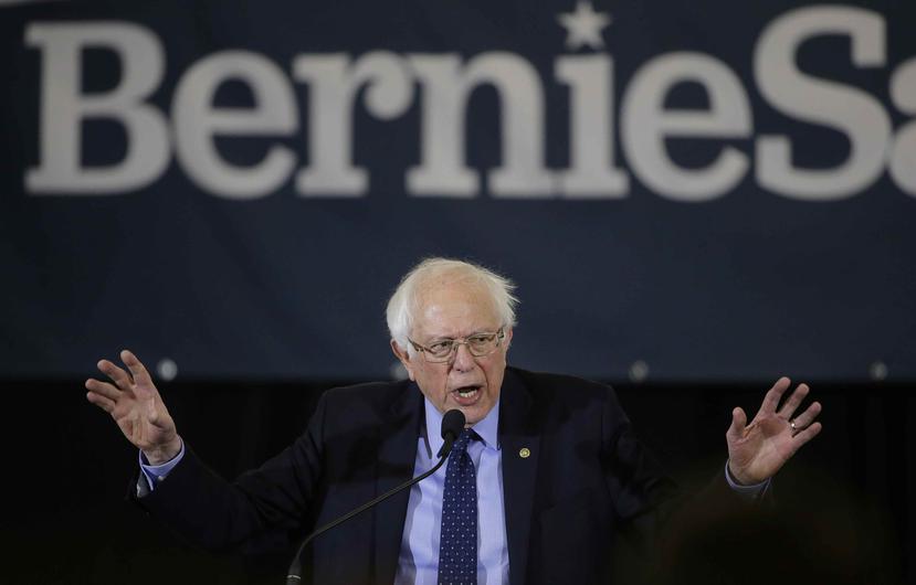 Bernie Sanders hablando durante un acto en Concord, New Hampshire, el 10 de marzo del 2020. El senador de Vermont está empeñado en demostrar que un socialista democrático puede llegar a la Casa Blanca. (AP/Steven Senne)