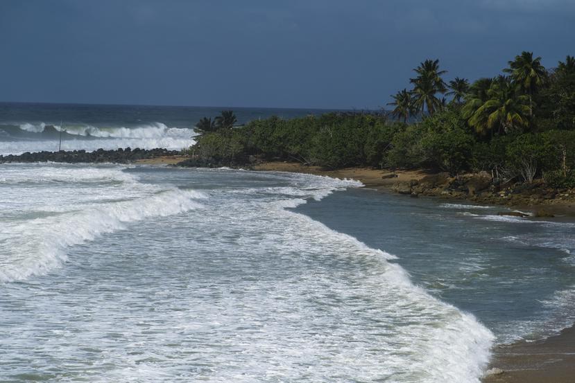 El aumento del nivel del mar es la manifestación del cambio climático más evidente en Puerto Rico, acarreando otros efectos como erosión costera, inundaciones y pérdida de hábitat y vegetación.