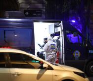 La policía argentina en el local del atentado. EFE/ Juan Ignacio Roncoroni