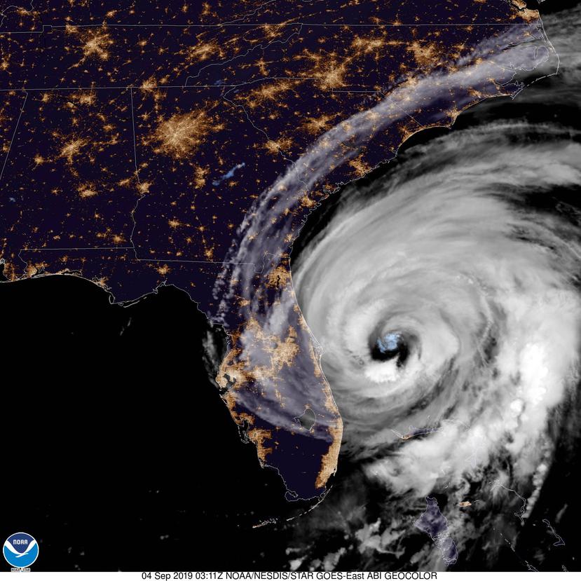 El huracán Dorian tiene vientos sostenidos de 110 mph. (Satélite GOES-EAST / Noaa.gov)