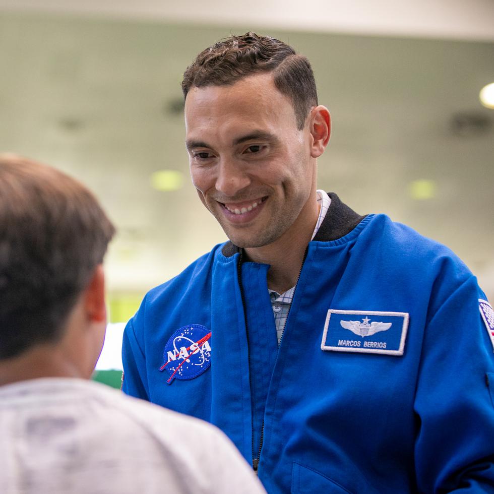 Con apenas 16 años, el astronauta boricua Marcos Gabriel Berríos Roldán representó a Puerto Rico en la Olimpiada Internacional de Matemáticas, en Corea del Sur.