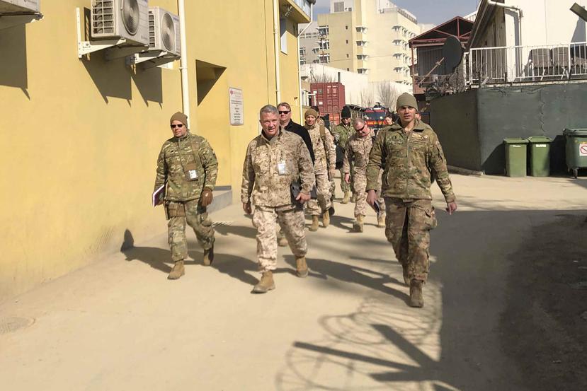 Estados Unidos y el Talibán han acordado una tregua que entrará en vigencia “próximamente” y podría significar el retiro de las fuerzas estadounidenses de Afganistán, dijo una fuente oficial estadounidense. (AP/Lolita Baldor)