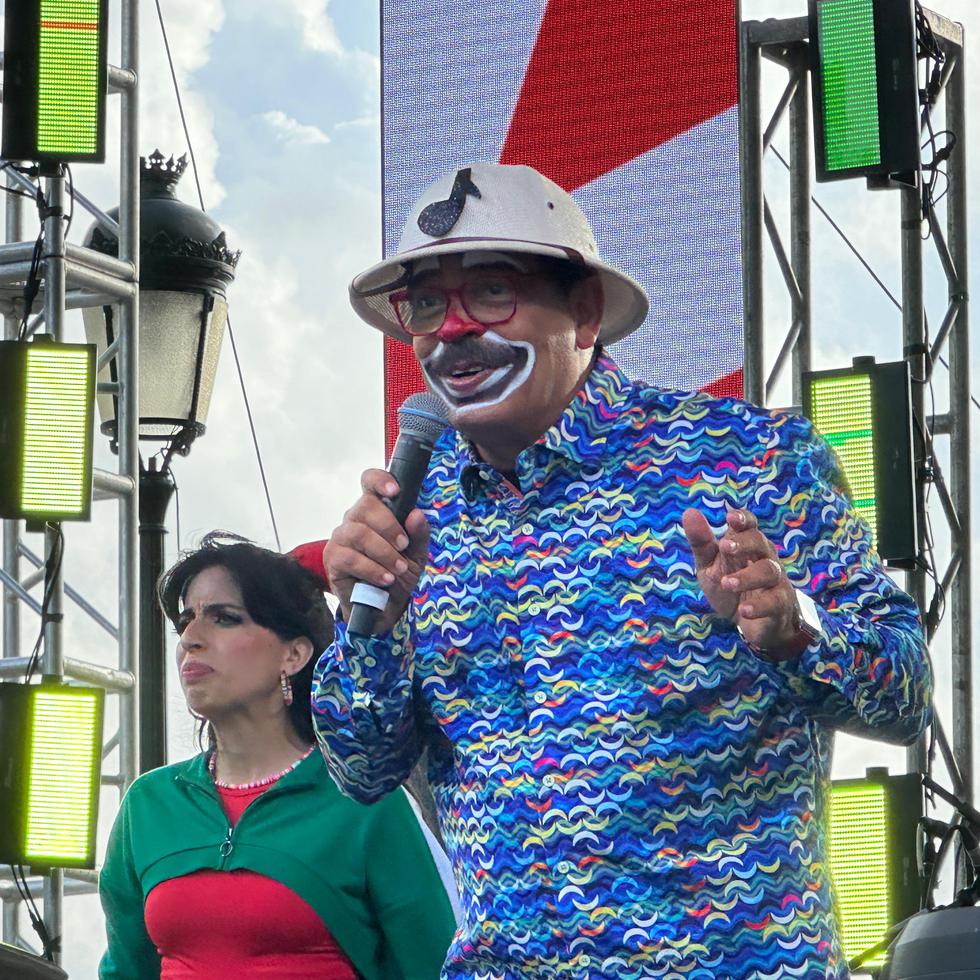 El payaso Remi fue una de los artistas que puso a gozar a los boricuas en el Paseo La Princesa tras la culminación de la Primera Parada Puertorriqueña en Puerto Rico.