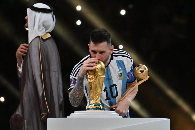 En el estadio Lusail de Doha, Catar, finalmente el argentino Lionel Messi pudo cumplir su sueño de ser campeón del mundo. En una final que será recordada como una de las mejores de la historia, le ganó a Francia por penales, luego de un partido de ida y vuelta  donde pudo ganar cualquiera. Así, Argentina ganó su tercera copa.