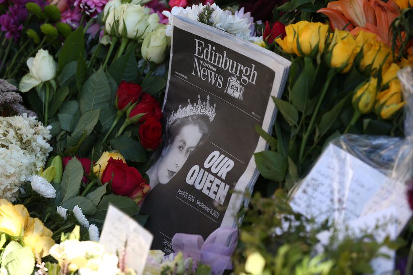 Flores y tributos en el Reino Unido en memoria de Elizabeth II, fallecida el 8 de septiembre.