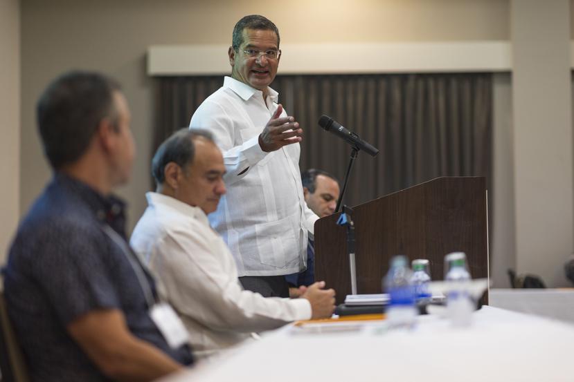 El gobernador Pedro PIerluisi durante la reunión anual del Central Committee del Partido Demócrata en Puerto Rico.