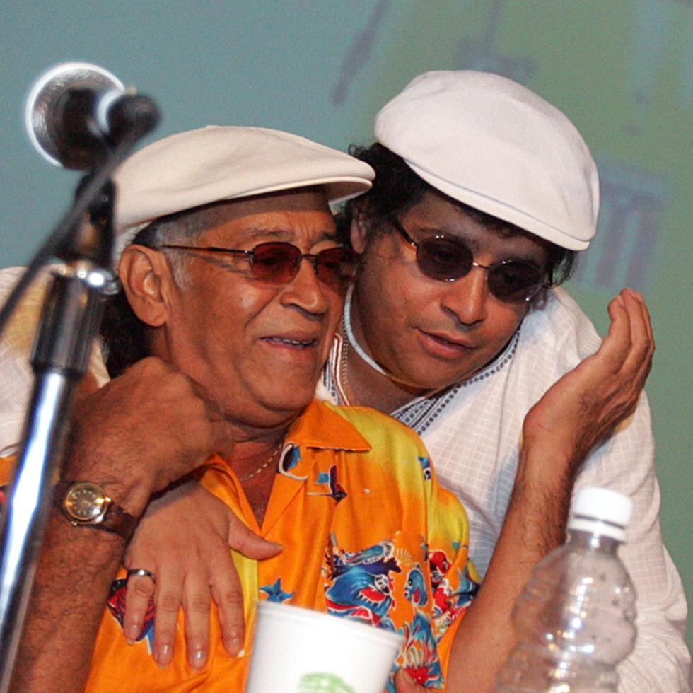 El 23 de agosto de 2007 en San Juan, durante la conferencia de prensa sobre la presentación del disco "De la Mata", de José "Mañengue Hidalgo, que aparece junto a su hijo, Giovanni Hidalgo.