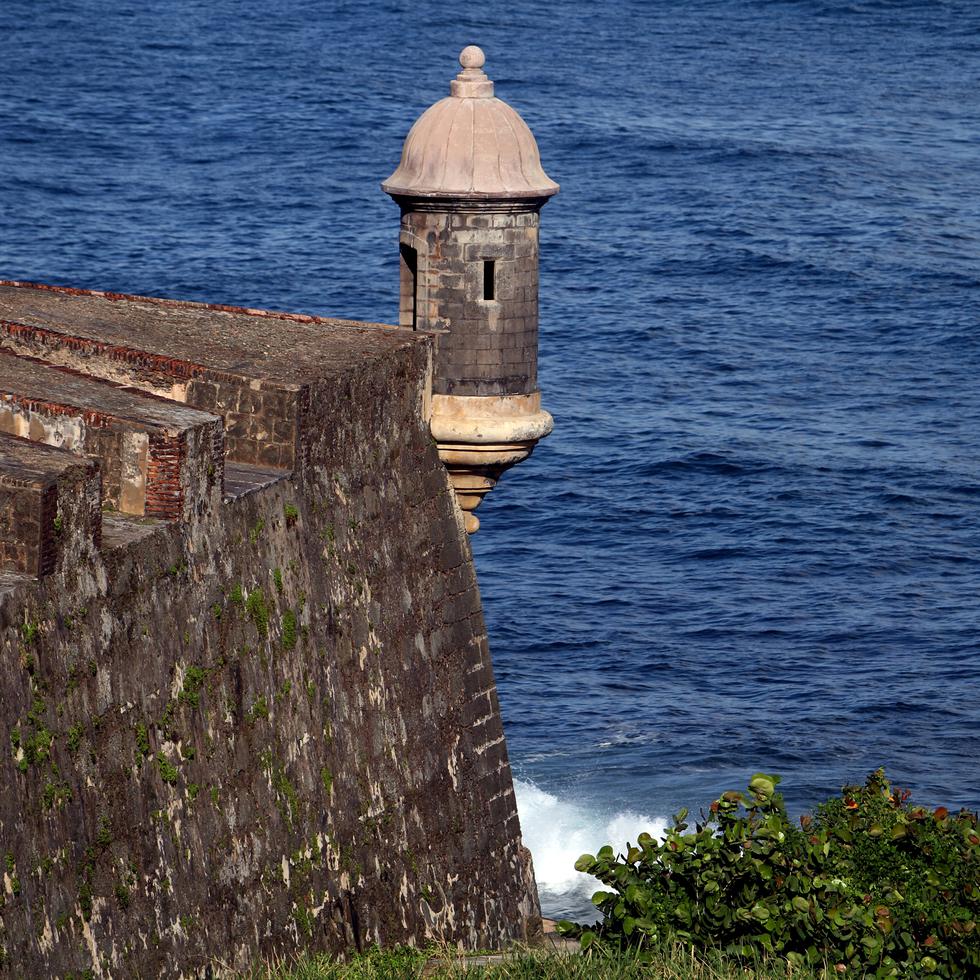 Una de las garitas del Castillo San Felipe del Morro en San Juan.