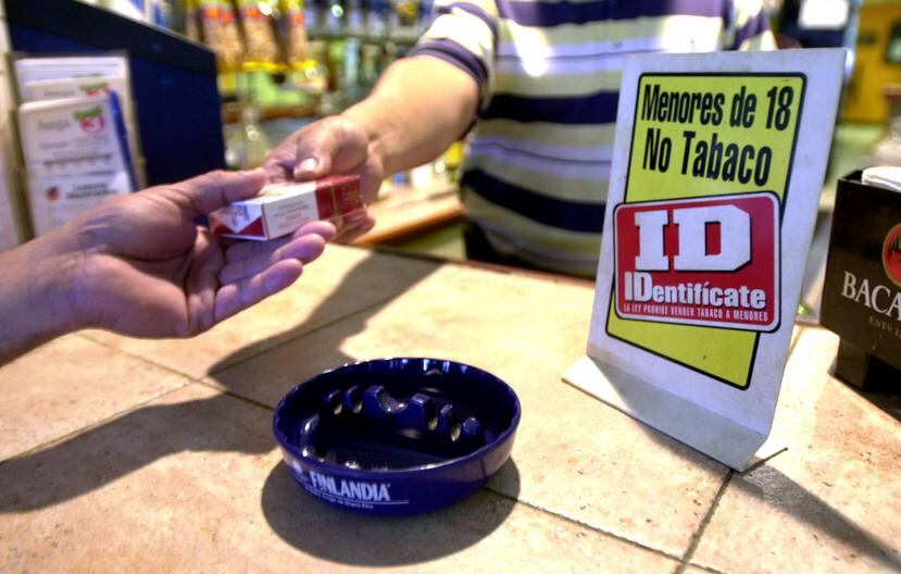 Los comerciantes que venden cigarrillos han reportado una proliferación de puntos de venta ilegal, a precios “extraordinariamente bajos”, con los cuales no pueden competir, según Edwin Pérez, de Puerto Rico Supplies, Inc. (GFR Media)