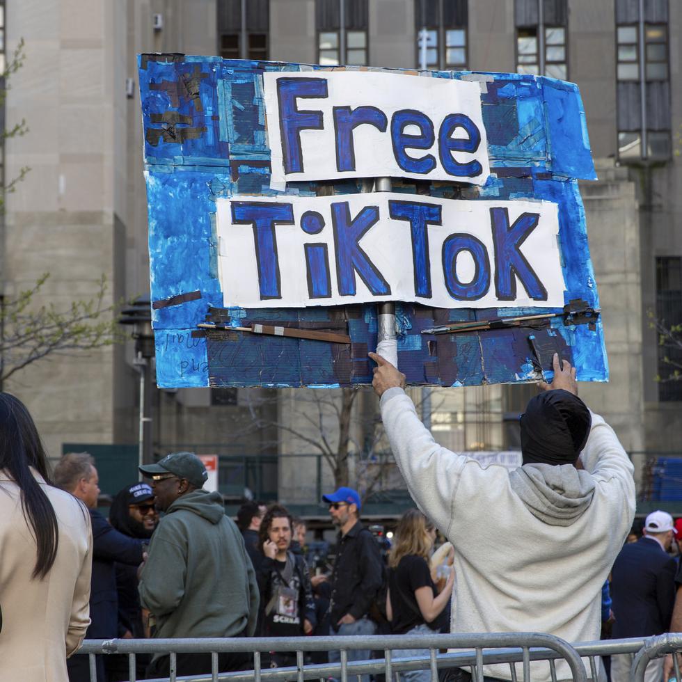 ¿Qué pasará ahora tras Joe Biden convertir en ley medida que podría prohibir el acceso a TikTok en los Estados Unidos?