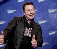 Elon Musk, CEO de la automotriz Tesla y dueño de la empresa espacial SpaceX, se encuentra entre el selecto grupo de millonarios.