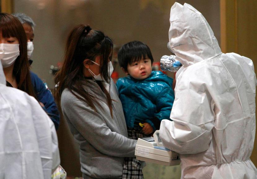 La mayoría de los 370,00 niños en la prefectura de Fukushima ha pasado por pruebas con ultrasonidos desde la fusión de los núcleos en los reactores de la central de Fukushima Dai-ichi, golpeada por un tsunami en marzo de 2011. (AP)