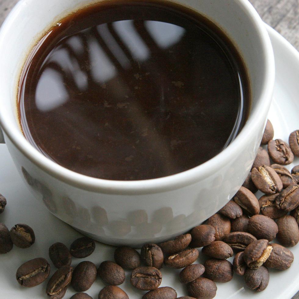 Unos 17 centavos es lo que estima el titular del DACO que podría aumentar la bolsa de café, tras la entrada en vigor de la orden provisional número 1.