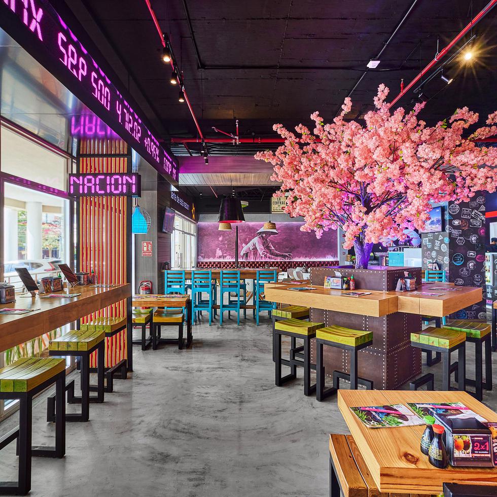 Nacionsushi es una franquicia, fundada en Panamá en 2013, que abrió este mes su primer restaurante en Puerto Rico. Ofrece platos de Tailandia, Vietnam, China y Japón, con un toque latino.