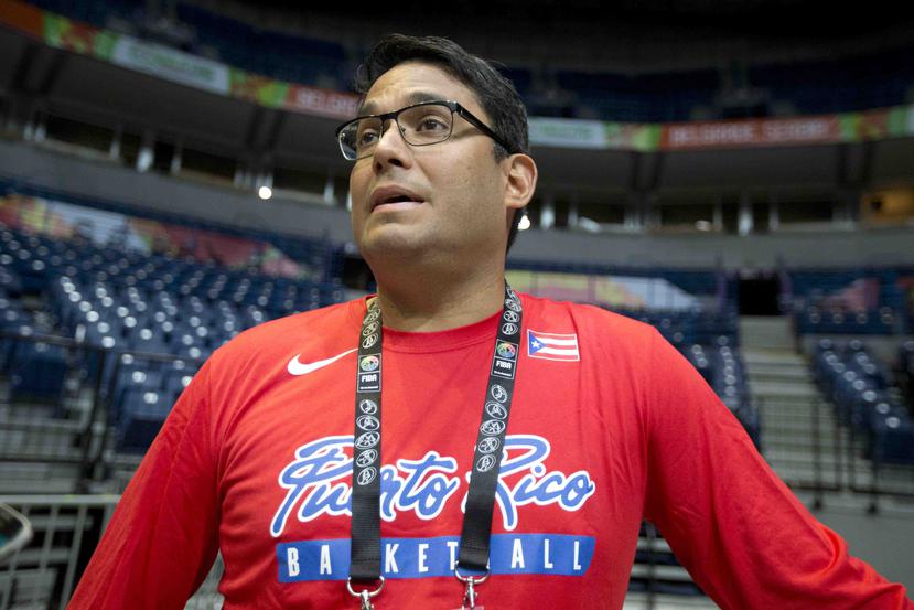 Yum Ramos, presidente de la Federación de Baloncesto local.