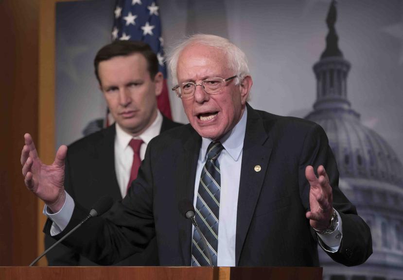 El senador Bernie Sanders, independiente por Vermont, quien copatrocinó la resolución sobre Yemen junto con su colega Mike Lee, republicano por Utah, calificó la votación de "momento histórico". (AP / J. Scott Applewhite)