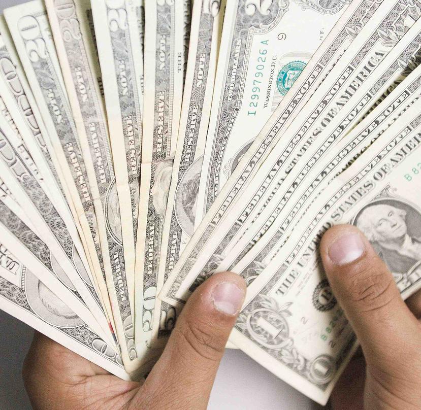 Los hombres están acusados de blanquear el dinero procedente de su actividad depositando y retirando grandes cantidades de varios bancos a través del país, informó la fiscalía del condado de Queens.(Archivo)