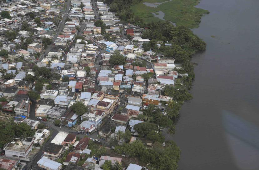 Vista aérea del Caño Martín Peña. (GFR Media)