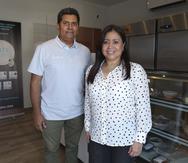 Luisana Suarez y Pedro Valero, propietarios de Cabo Rojo Steaks, lideran una operación que se divide entre tienda física, digital, planta procesadora y finca de crianza de 500 cuerdas.