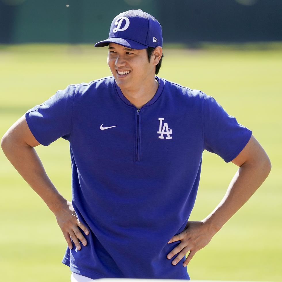 El bateador designado de los Dodgers de Los Ángeles, Shohei Ohtani, participa en los entrenamientos de béisbol de los entrenamientos de primavera en Camelback Ranch en Phoenix, el miércoles 13 de marzo de 2024.