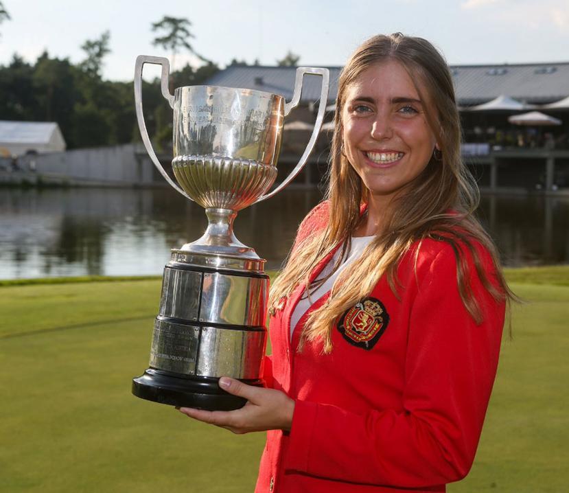 Celia Barquín ganó en 2018 el torneo femenino de golf Big 12 y fue nombrada deportista femenina del año en su Universidad Iowa State. (Captura / Twitter @EGA_golf)