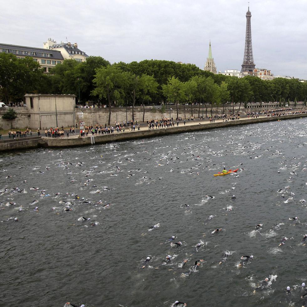 El Sena servirá de escenario para las maratones de aguas abiertas en París 2024, además de los tramos de natación de los triatlones de los Juegos Olímpicos y Paraolímpicos.