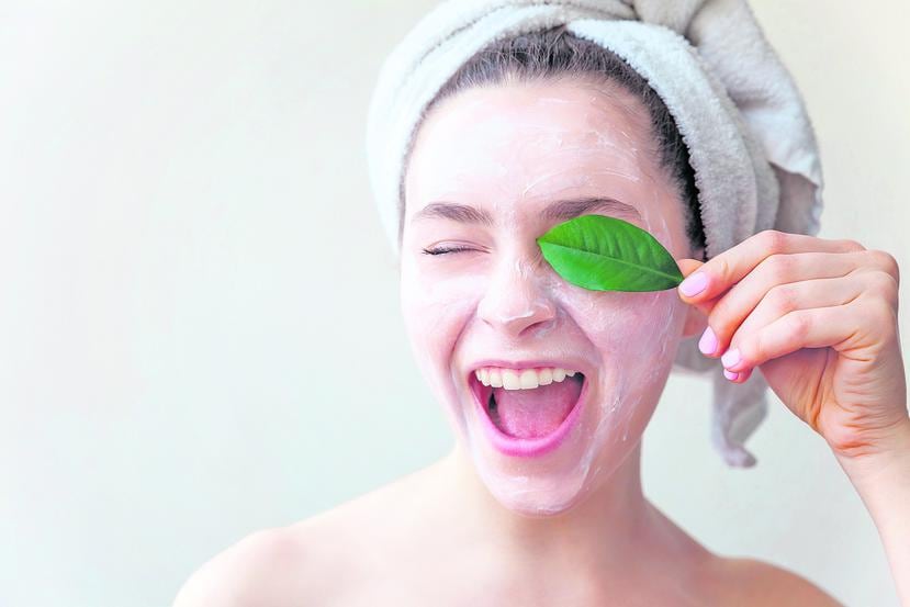 La mascarilla ofrece a tu piel una mayor limpieza más profunda.